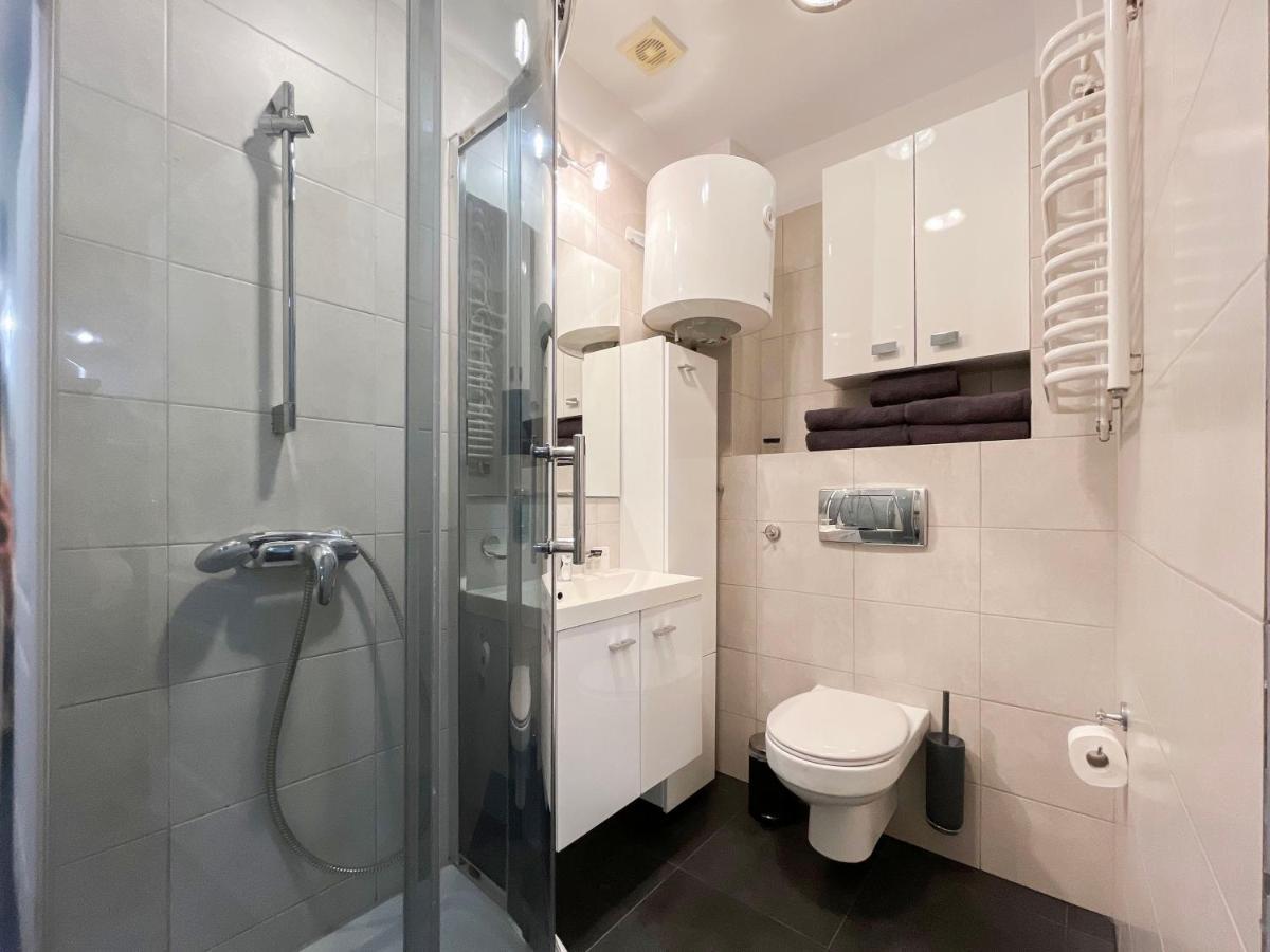 Heart Of Wroclaw - Spacious 3Rooms 75M2 As Home Apartamenty R243 Breslávia Exterior foto